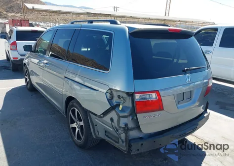 2005 Honda Odyssey Touring from USA, damaged, VIN 5FNRL38835B090411